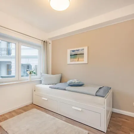 Heringsdorf, An Der Seebruecke App 03 * Heringsdorf (Usedom)